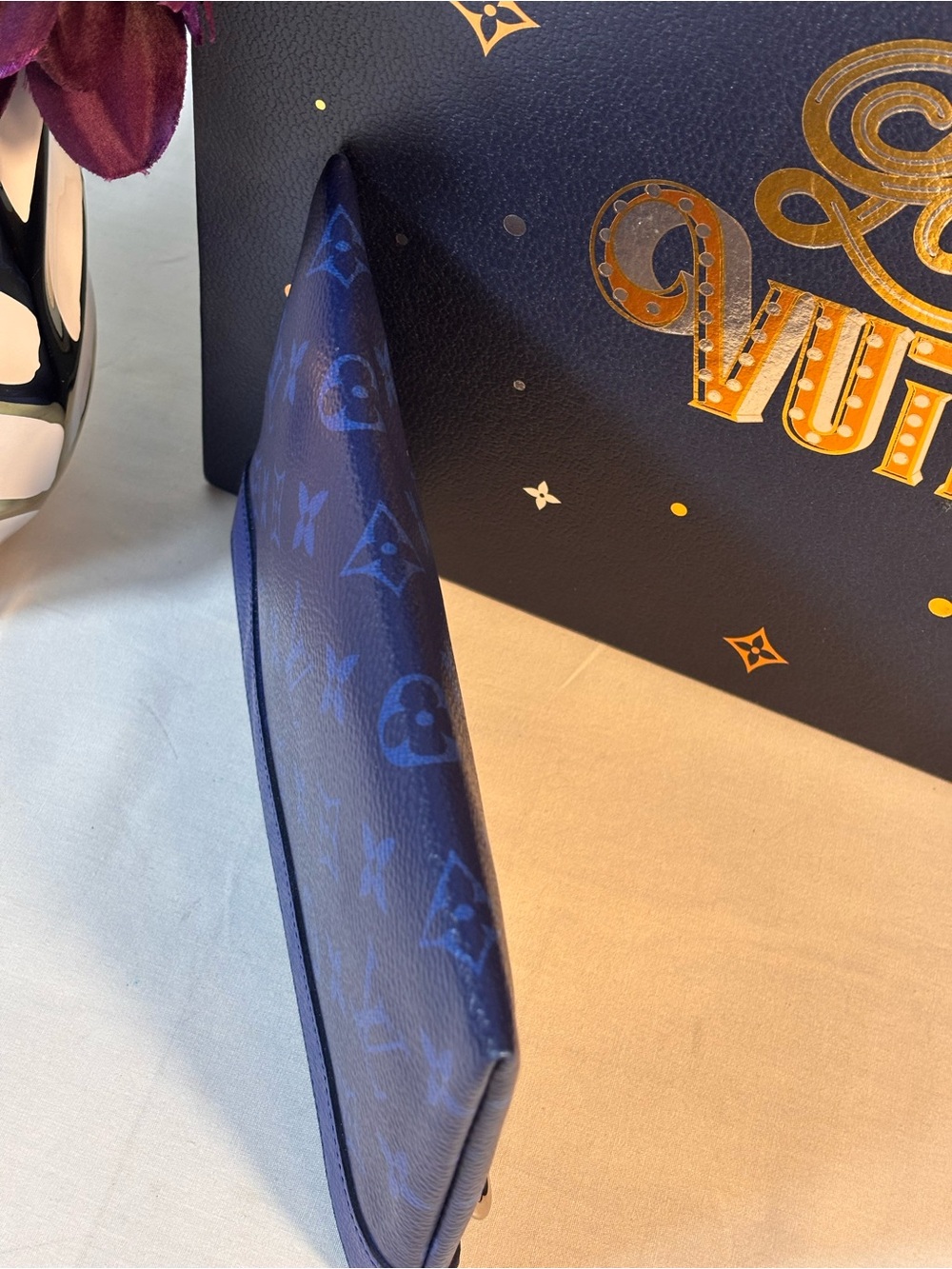 Louis Vuitton Cobalt Discovery Pouch - Picture 14 of 14
